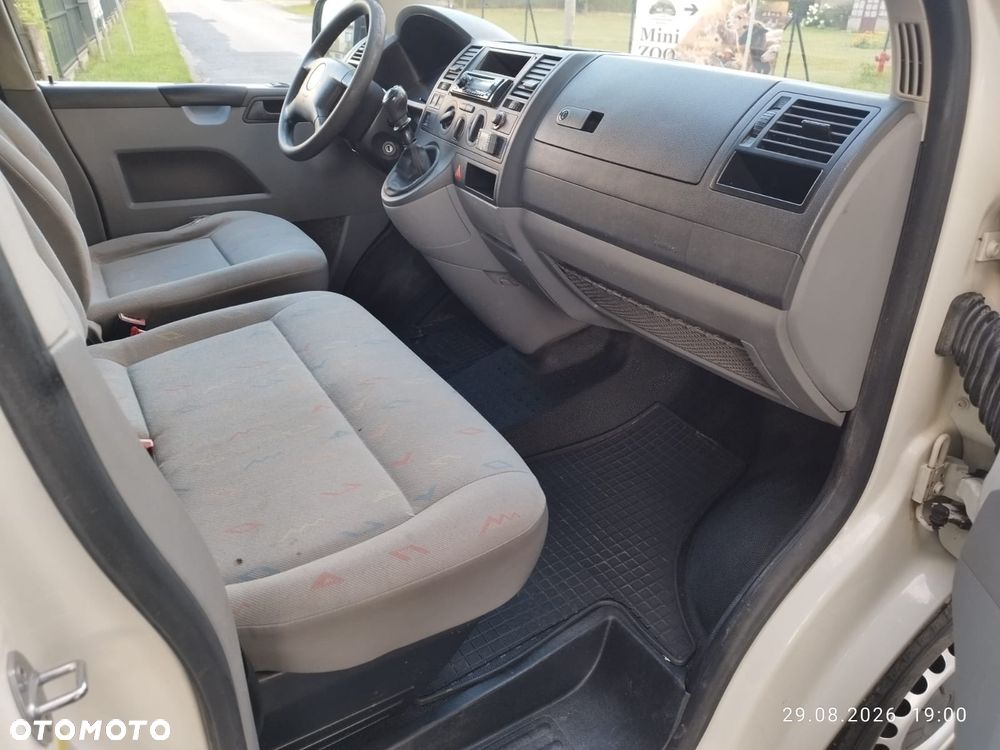 Volkswagen Transporter - 18