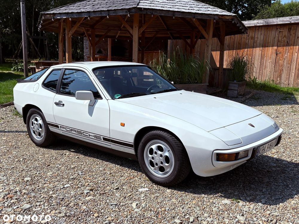Porsche 924 - 6