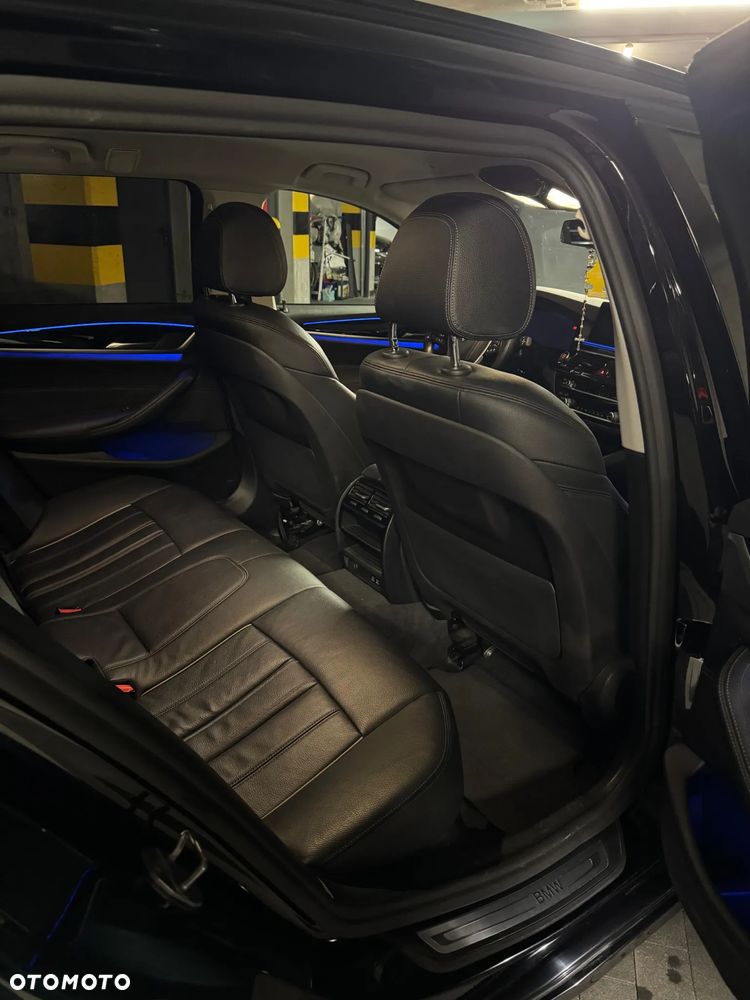 BMW Seria 5 518d Sport Line sport - 13