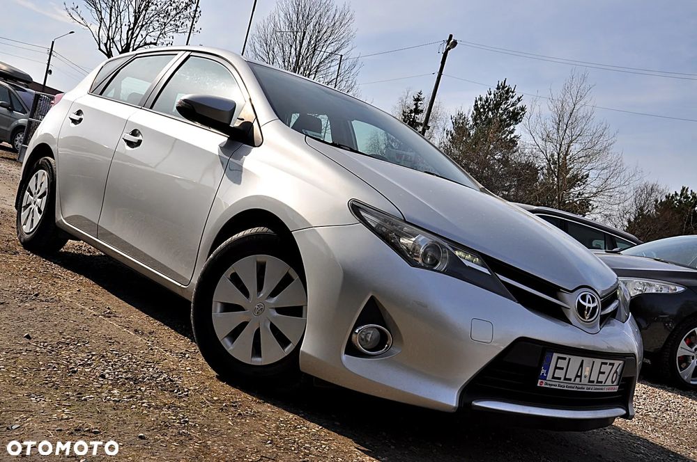 Toyota Auris 1.4 D-4D Luna - 5