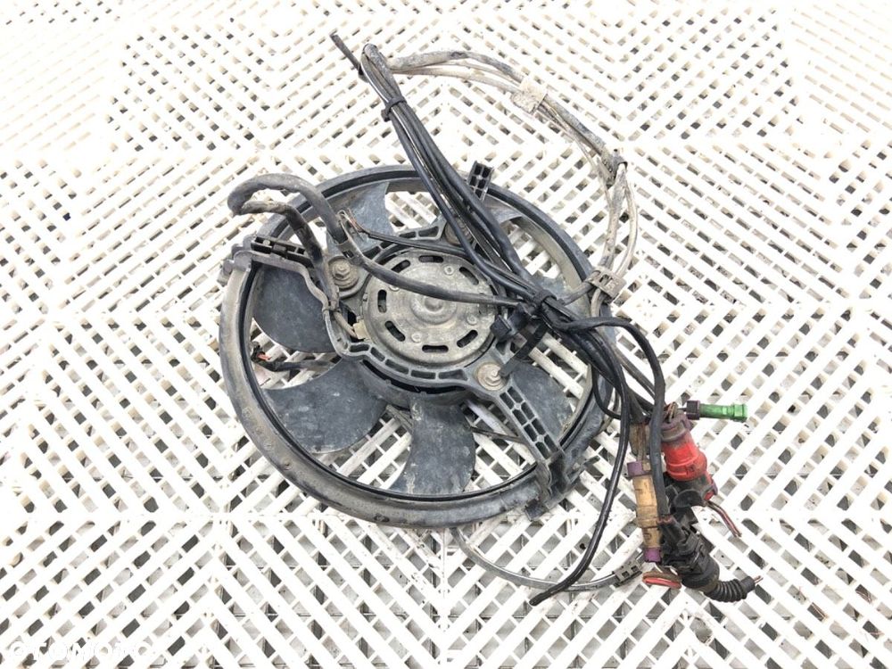 WENTYLATOR KLIMATYZACJI - 59.00 PLN - AUDI A4 B5 (8D2) 1994 - 2001 1.8 92 kW [125 KM] benzyna 1994 - - 2