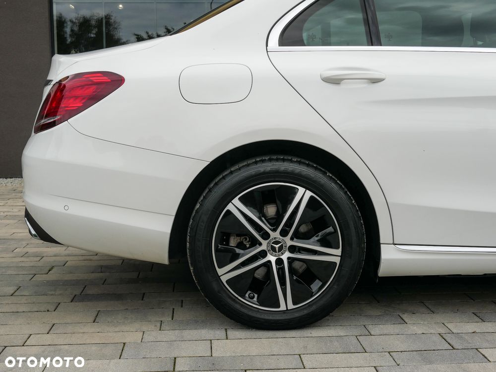 Mercedes-Benz Klasa C 160 9G-TRONIC - 13