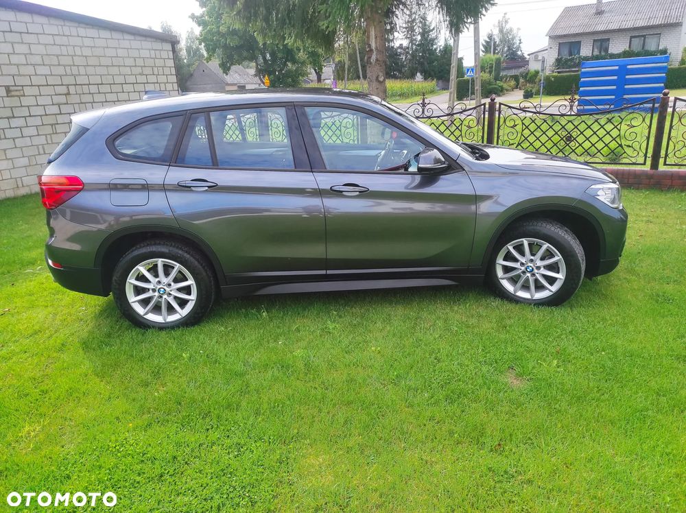 BMW X1 xDrive20i - 5