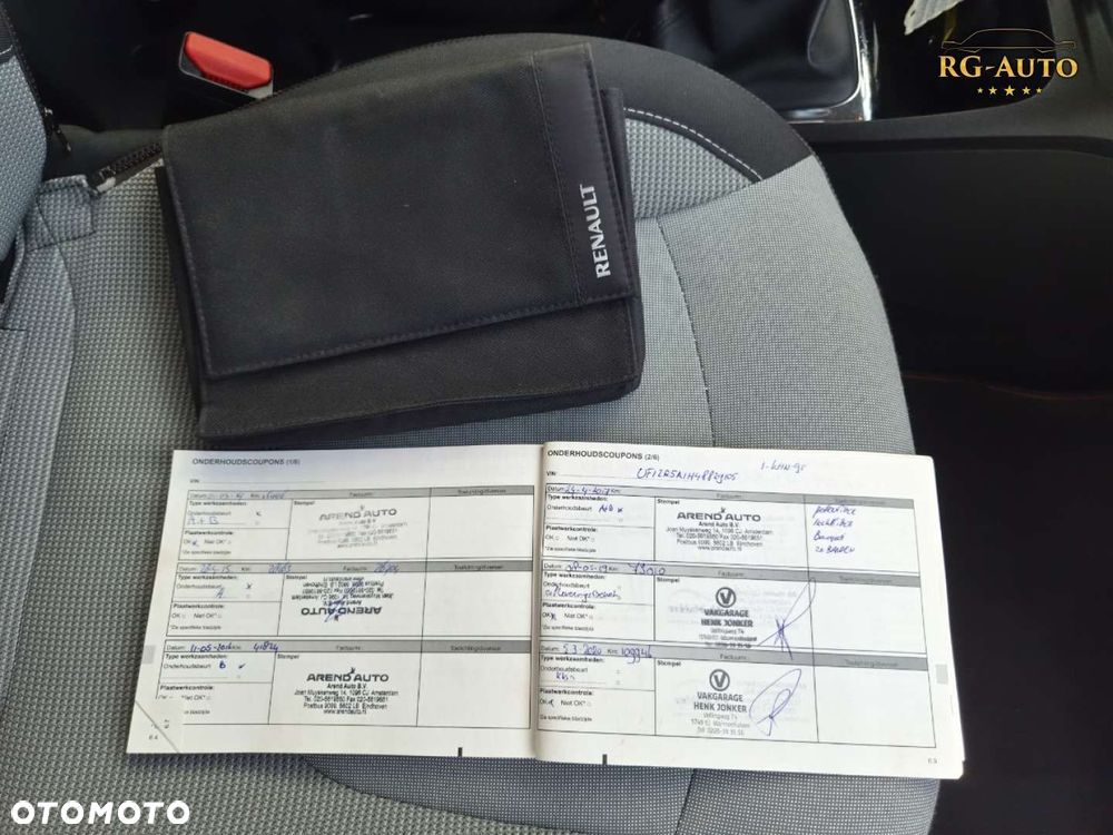 Renault Captur - 23