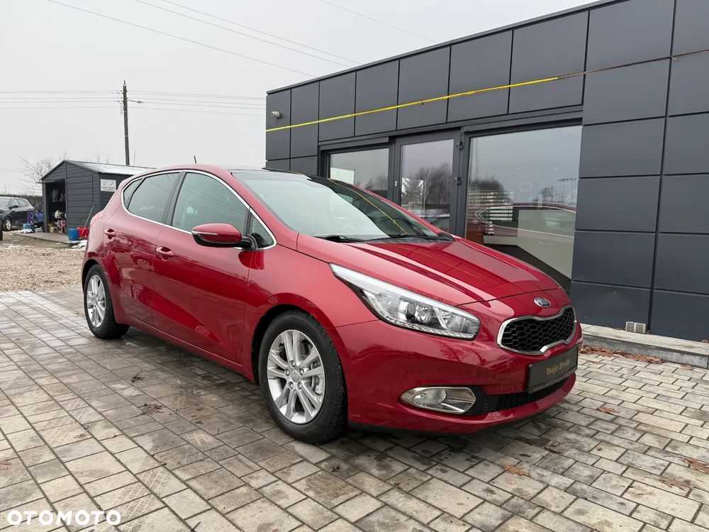 Kia Ceed 1.6 CRDi ISG Vision - 6