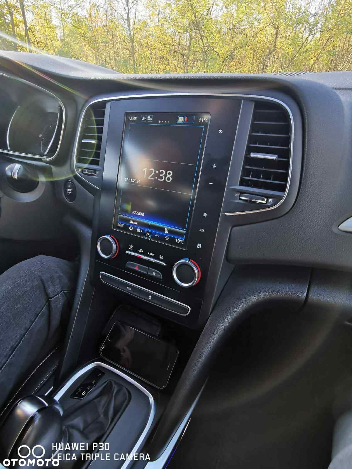 Renault Megane 1.5 Blue dCi Techno EDC - 12