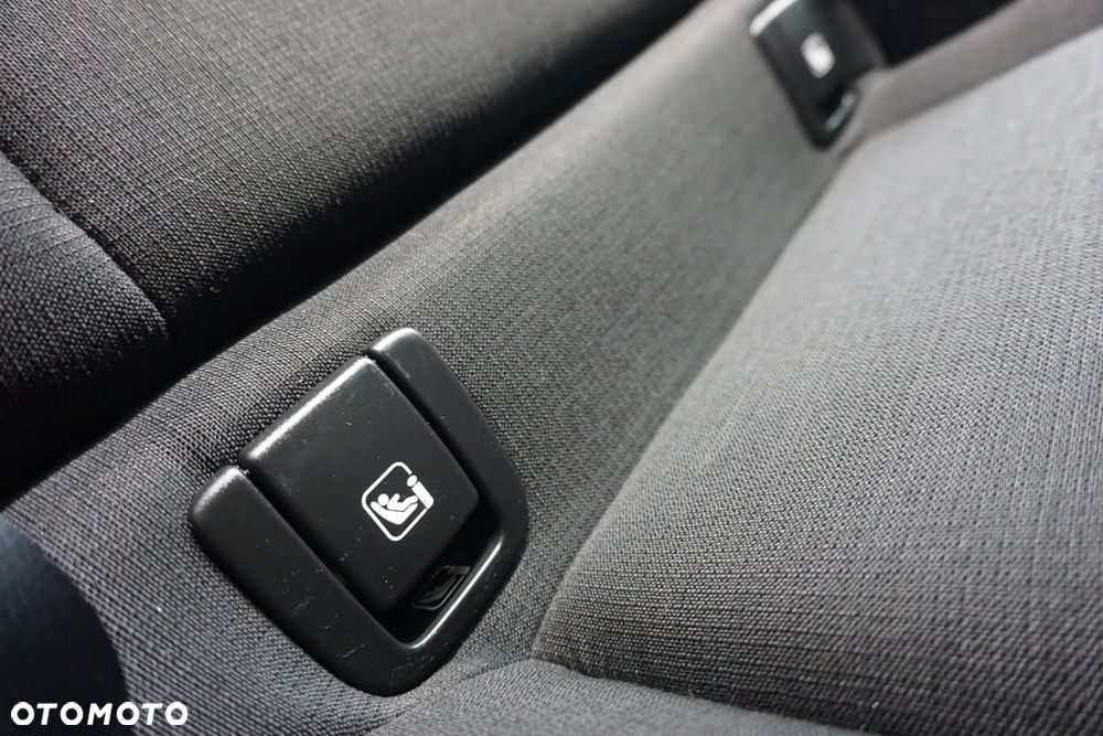 Volvo V60 D3 Geartronic - 29