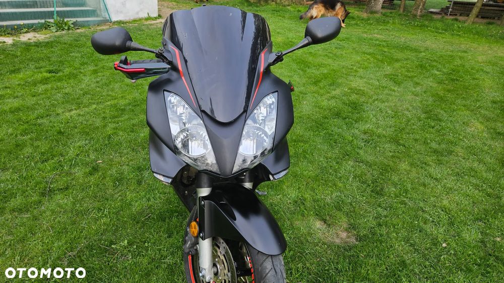 Honda VFR - 7