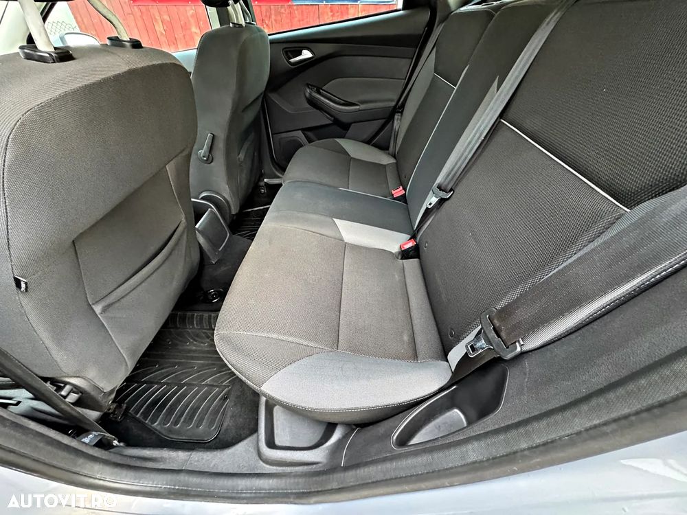 Ford Focus 1.6 TDCI DPF Start-Stopp-System Business - 6