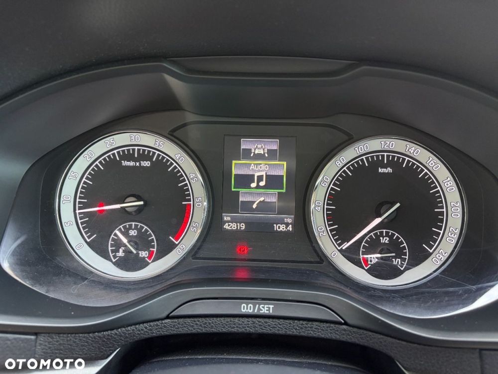 Skoda Karoq 1.6 TDI SCR Ambition - 11
