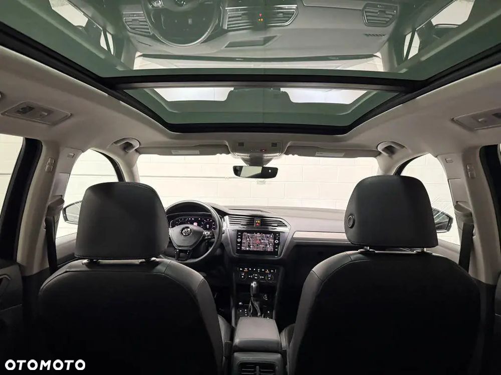 Volkswagen Tiguan 2.0 TSI 4Mot Elegance DSG - 35
