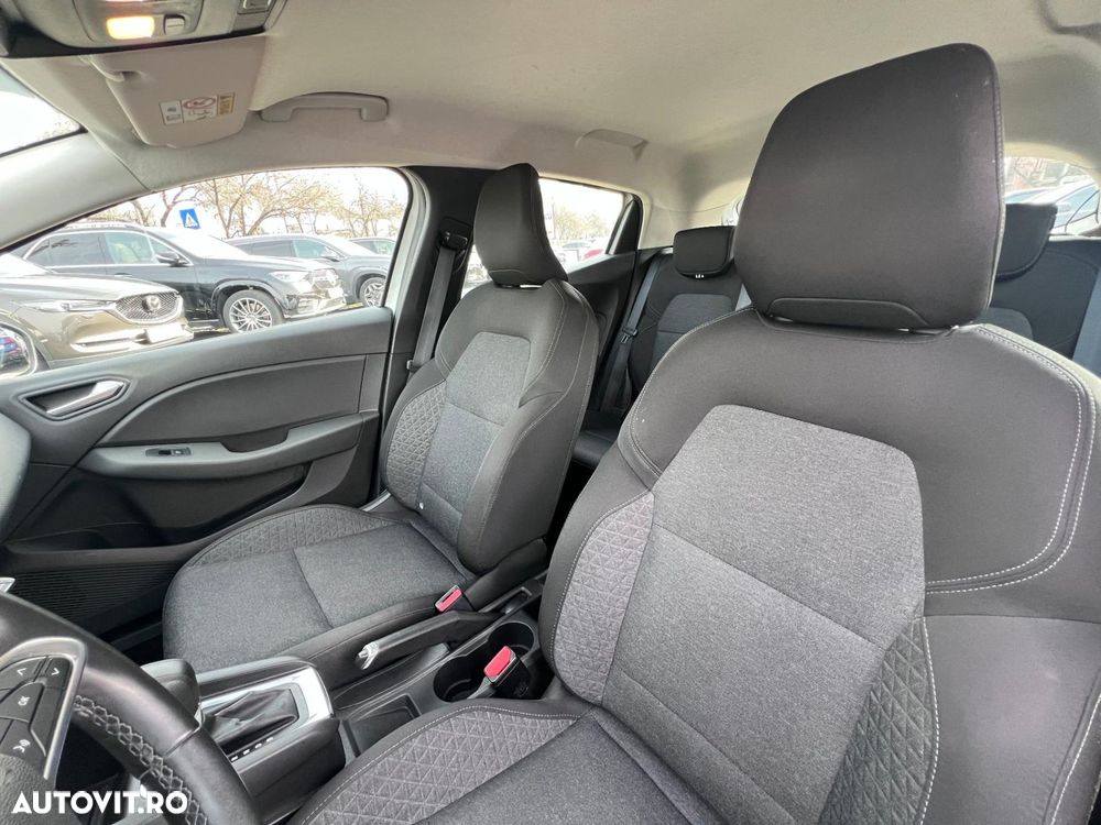 Renault Clio V E-Tech 145 Techno - 12