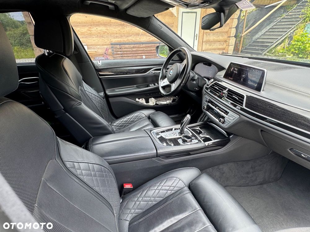 BMW Seria 7 740d xDrive - 5
