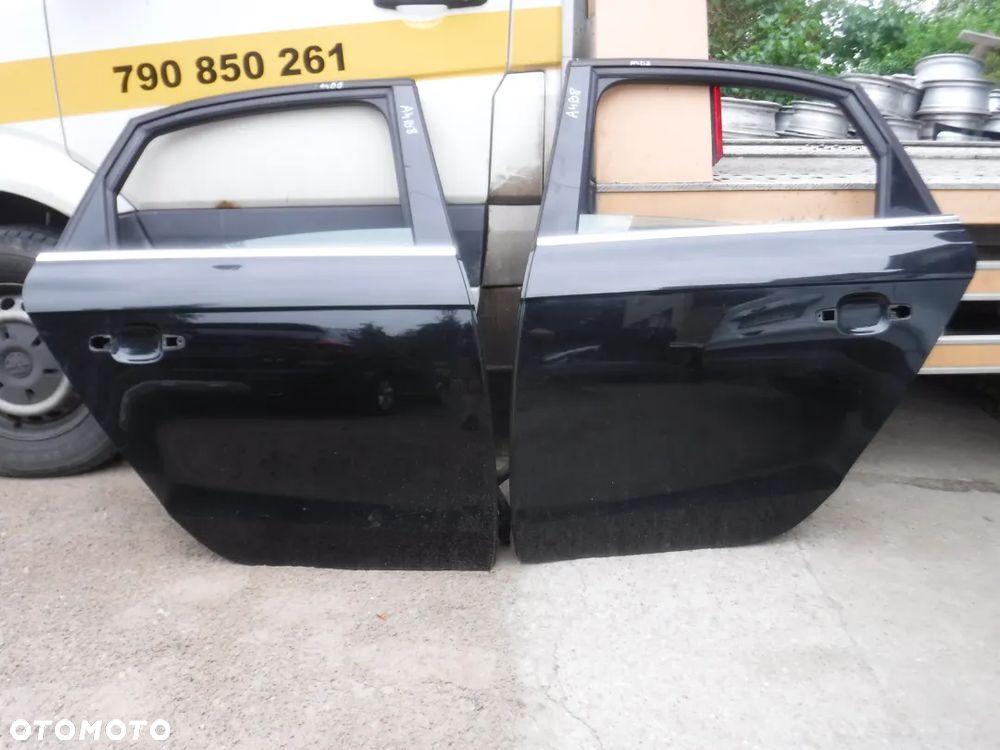 Audi A4 B8 drzwi sedan tyl LY9B szyba prawe lewe - 1