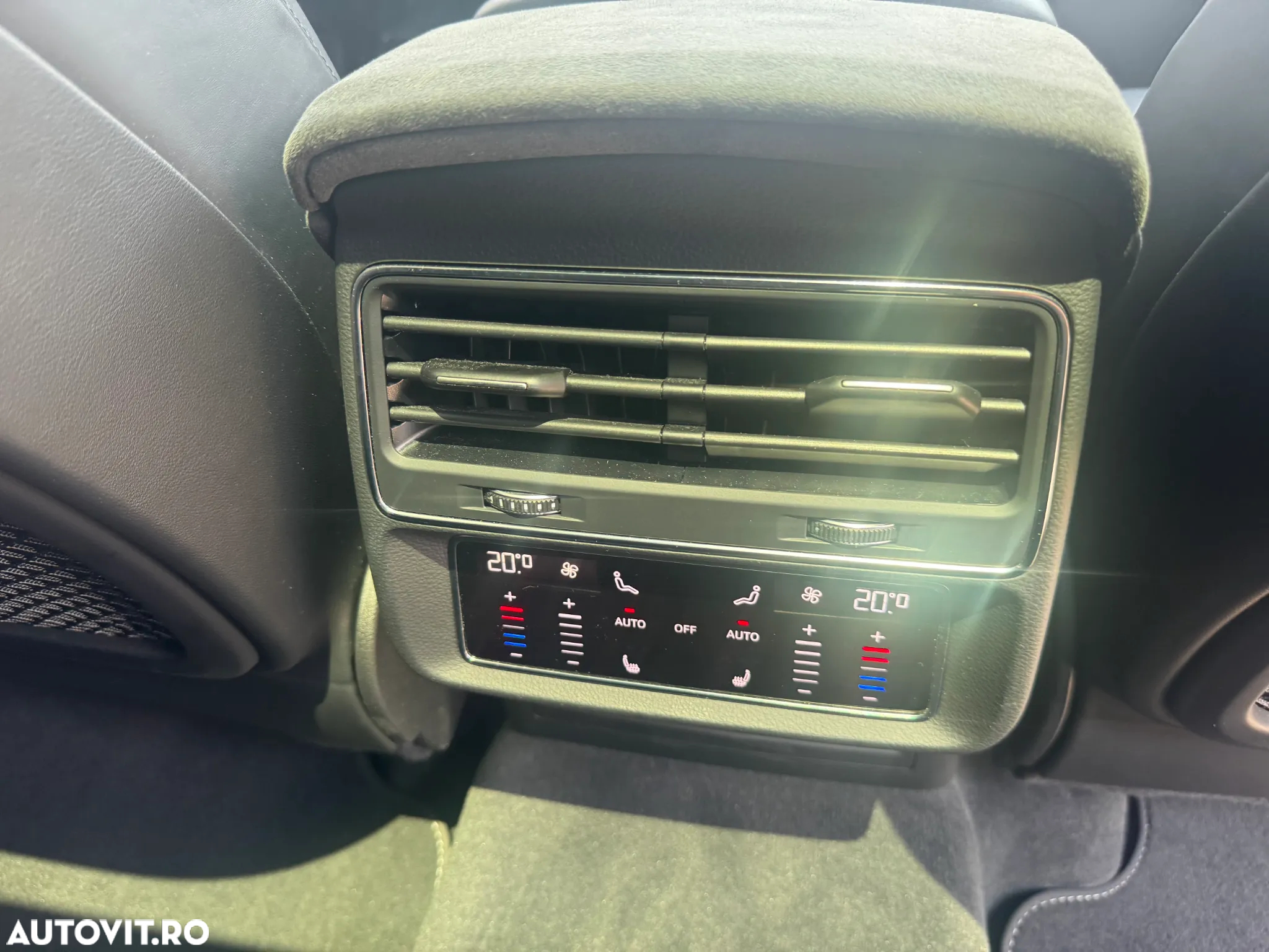 Audi RS Q8 RSQ8 4.0 TFSI quattro MHEV Tiptronic - 17