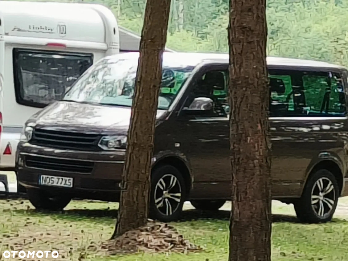 Volkswagen Caravelle - 2