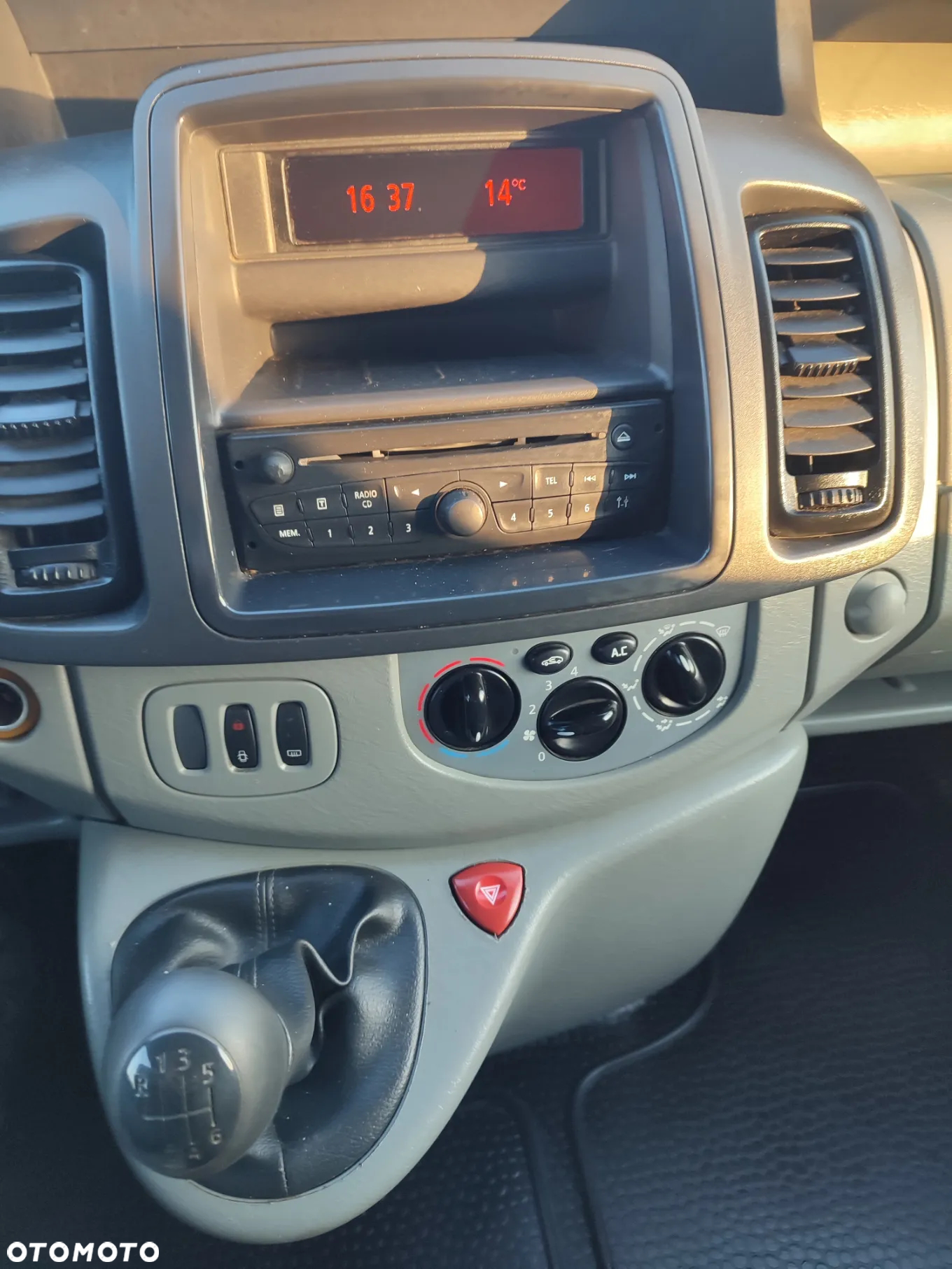 Renault Trafic - 6