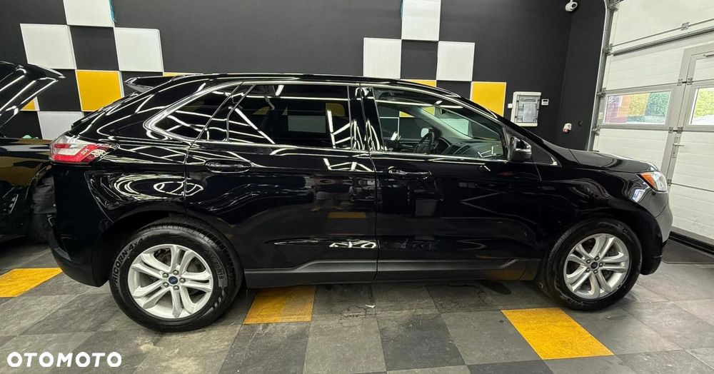 Ford Edge - 9