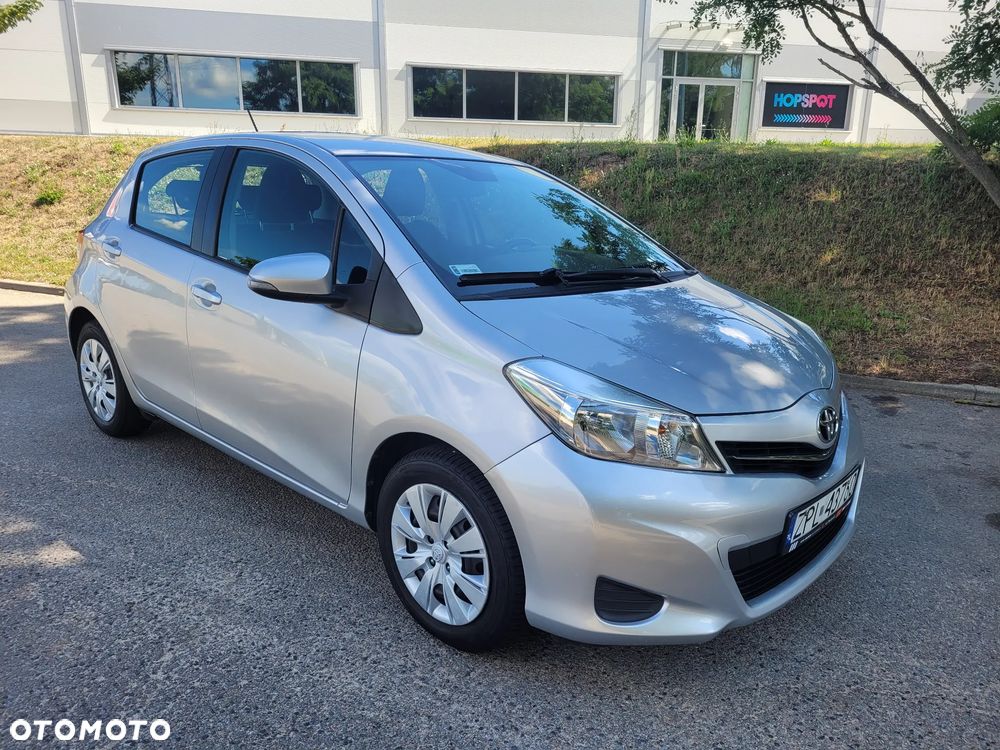 Toyota Yaris 1.0 Sol - 8