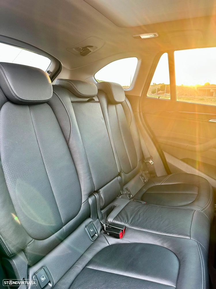 BMW X1 18 d sDrive - 12