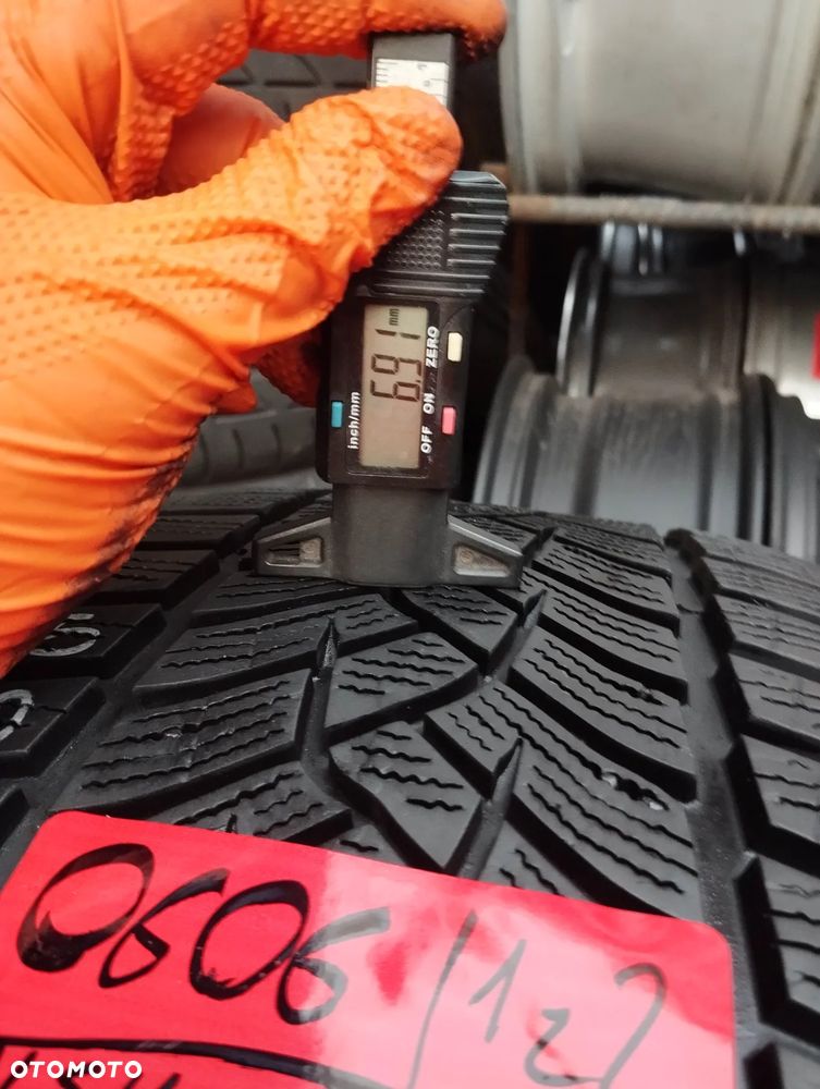 245 40 18 Goodyear Ultra Grip Performance Gen-1 2szt - 3