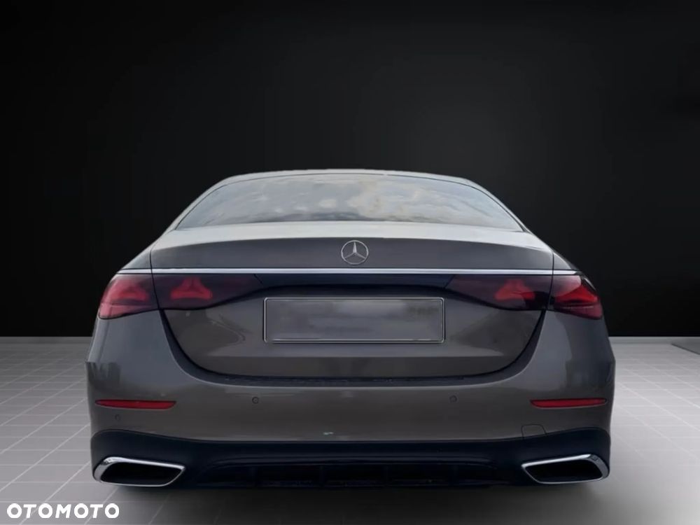 Mercedes-Benz Klasa E 220 d mHEV 4-Matic AMG 9G-Tronic - 8