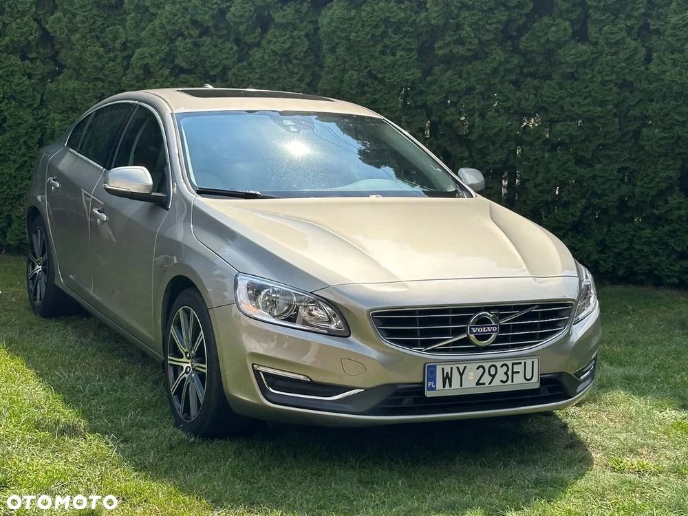 Volvo S60 - 1