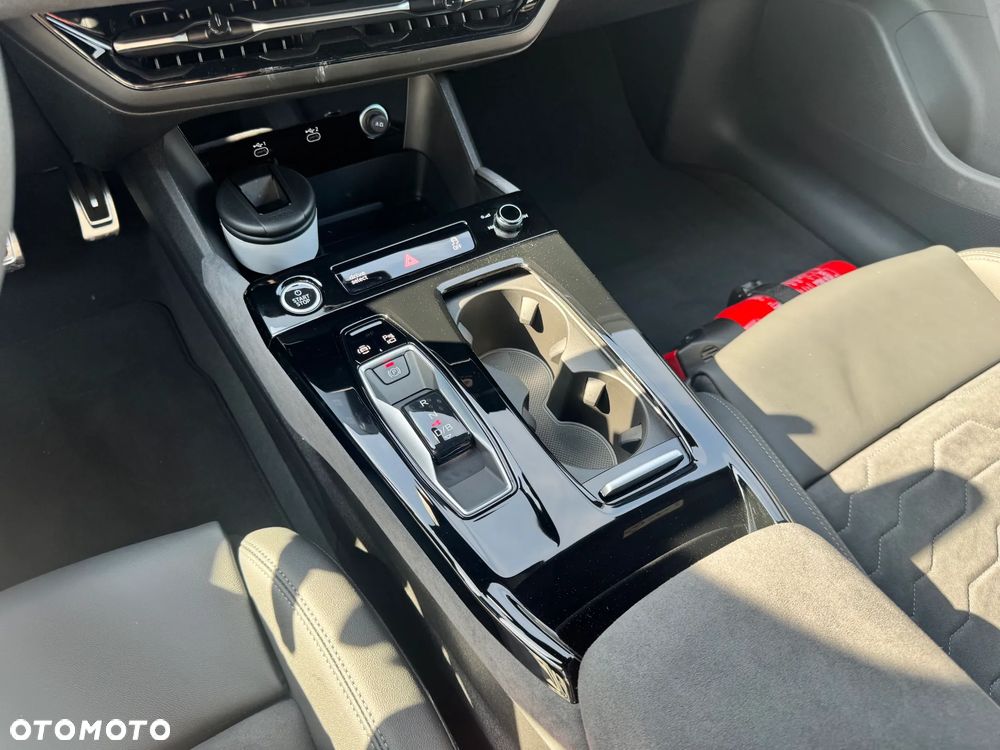 Audi A6 Avant e-tron 83kWh - 26
