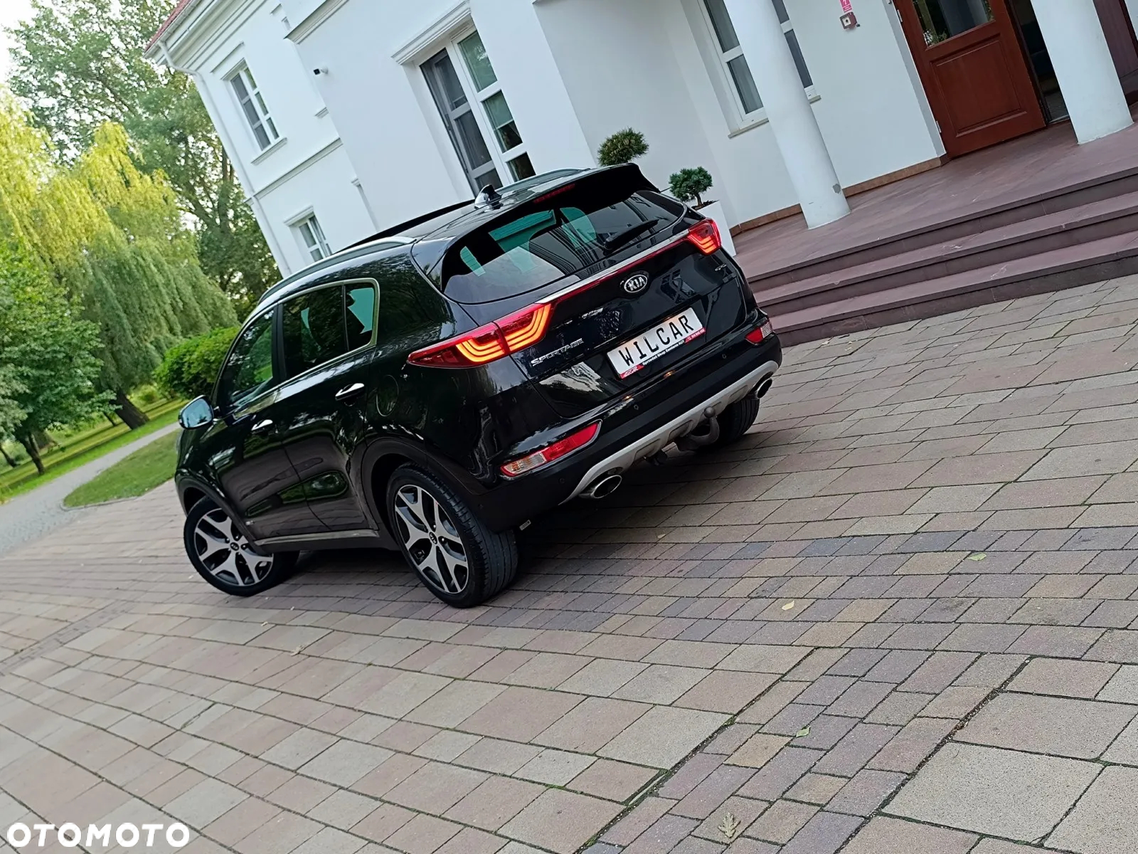 Kia Sportage 2.0 CRDI 4WD Automatik Dream-Team Edition - 38