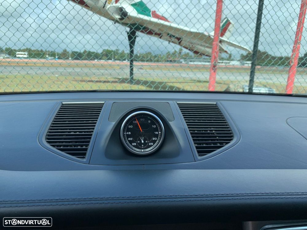 Porsche Macan S - 29