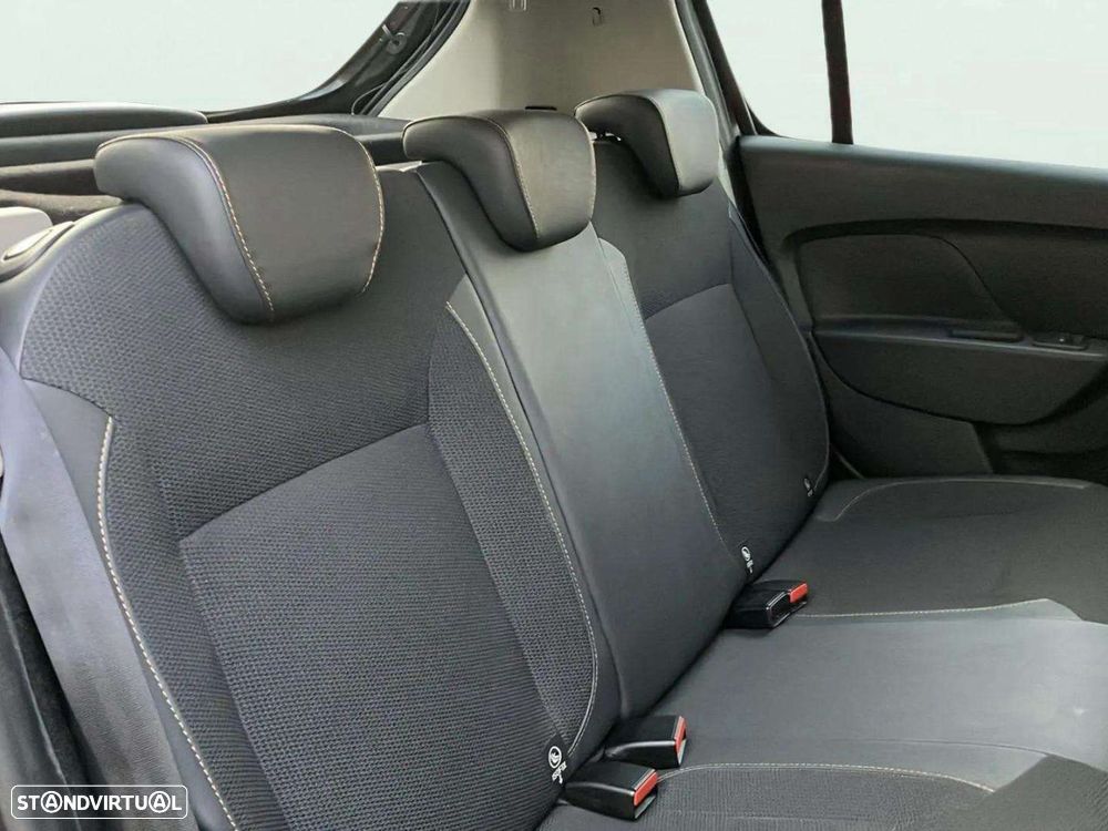 Dacia Sandero 0.9 TCe Stepway - 15