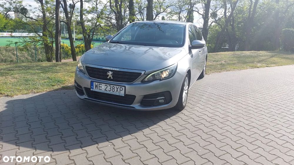 Peugeot 308 - 1