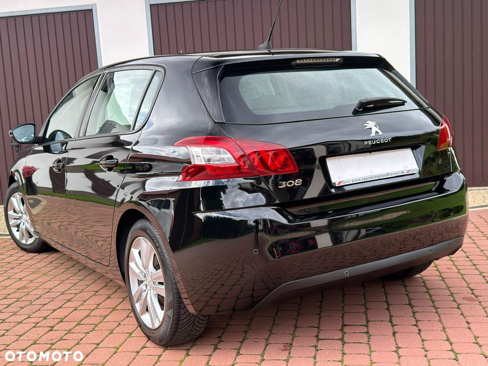 Peugeot 308 - 13