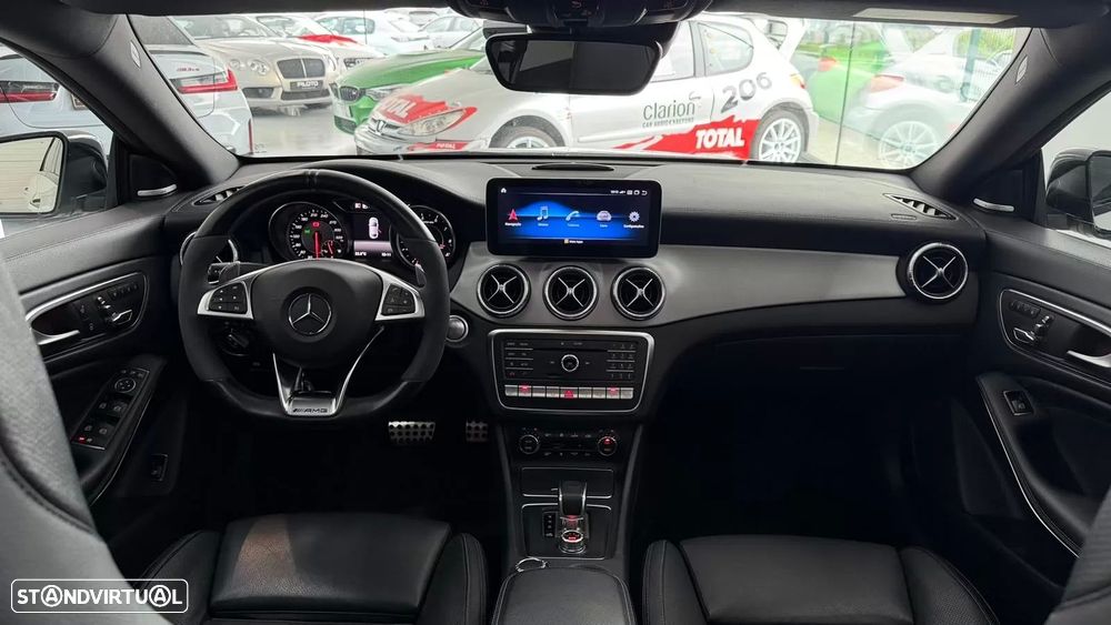 Mercedes-Benz CLA 45 AMG 4Matic 7G-DCT - 21