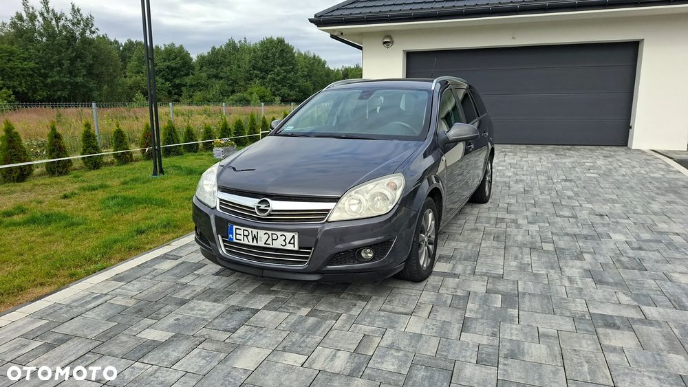 Opel Astra - 1