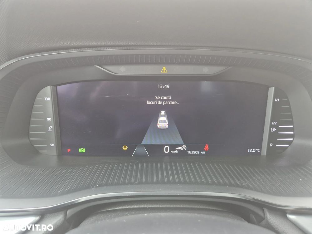 Skoda Octavia 2.0 TDI DSG 4X4 Style - 29