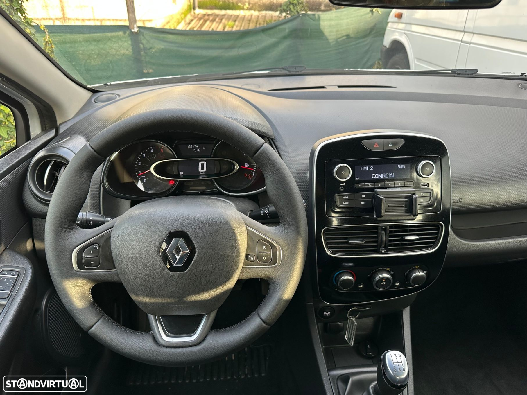 Renault Clio 1.5 dCi Zen - 10