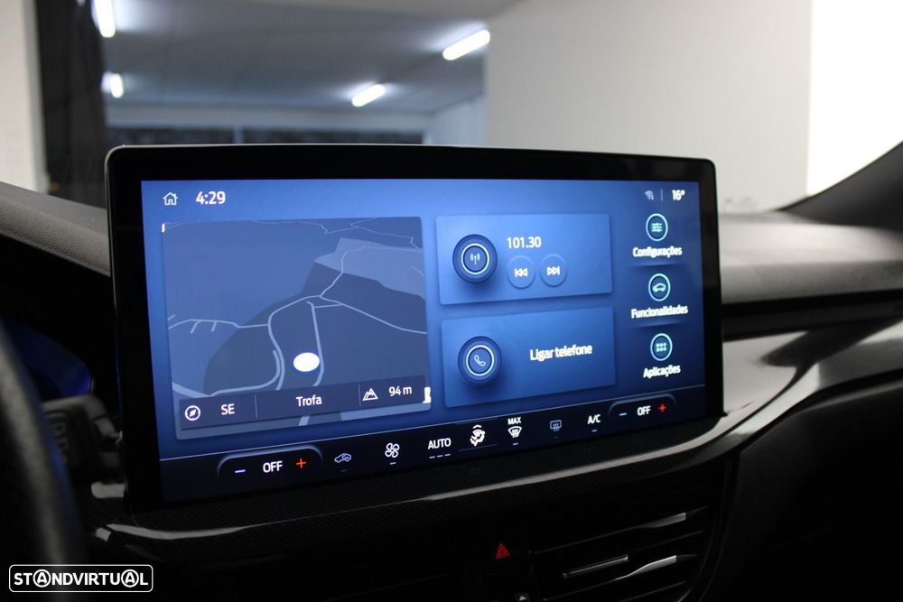 Ford Focus 1.0 EcoBoost MHEV ST-Line - 13