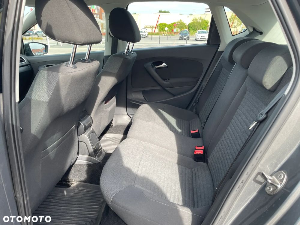 Volkswagen Polo - 12