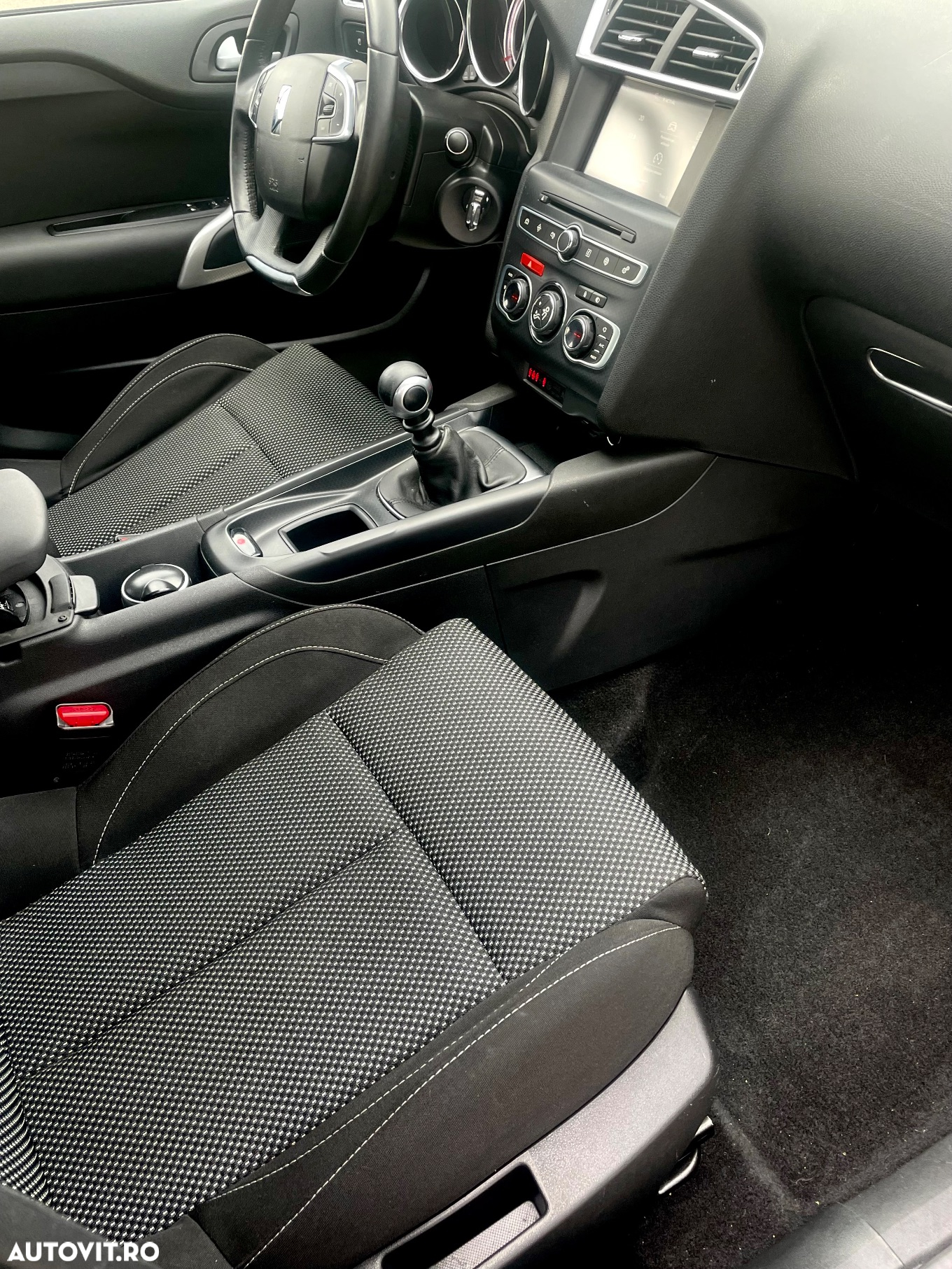 DS Automobiles DS 4 - 6