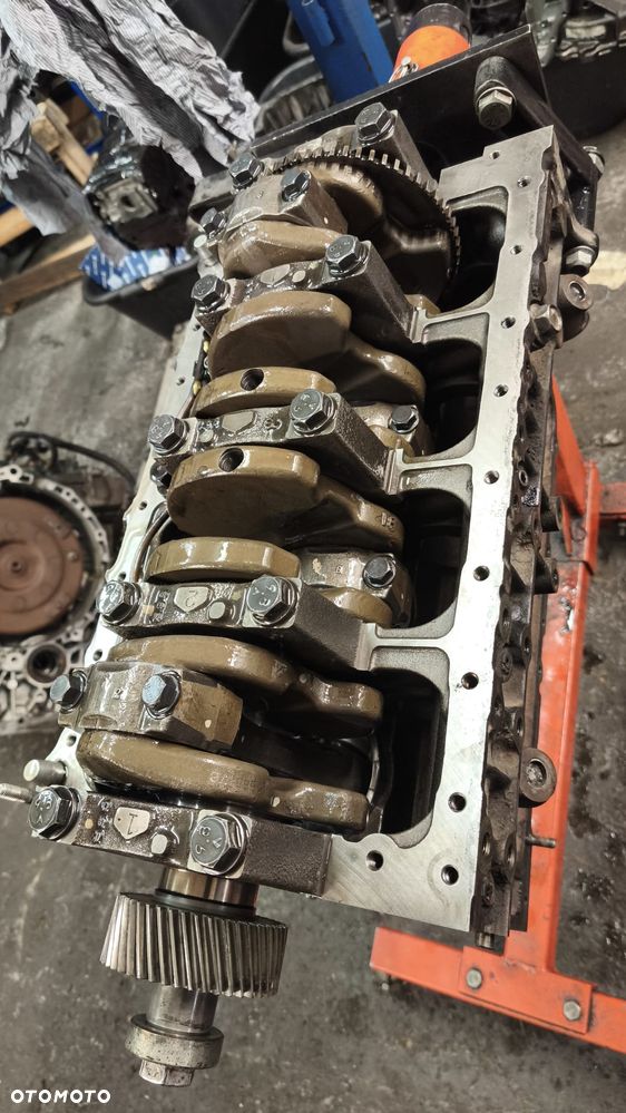 Remont / regeneracja silnika ISUZU 3.0 - 4JJ1 4JJ3 4HK1 - JCB Hitachi Case Yanmar Iseki D-MAX - 10