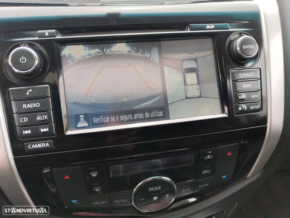 Nissan Navara 2.3 dCi CD 4WD N-Connecta AT - 7