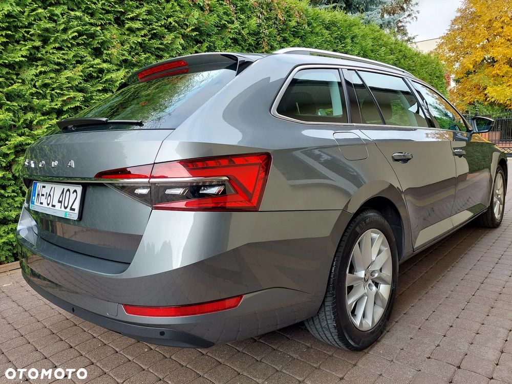 Skoda Superb 1.5 TSI Ambition DSG - 8