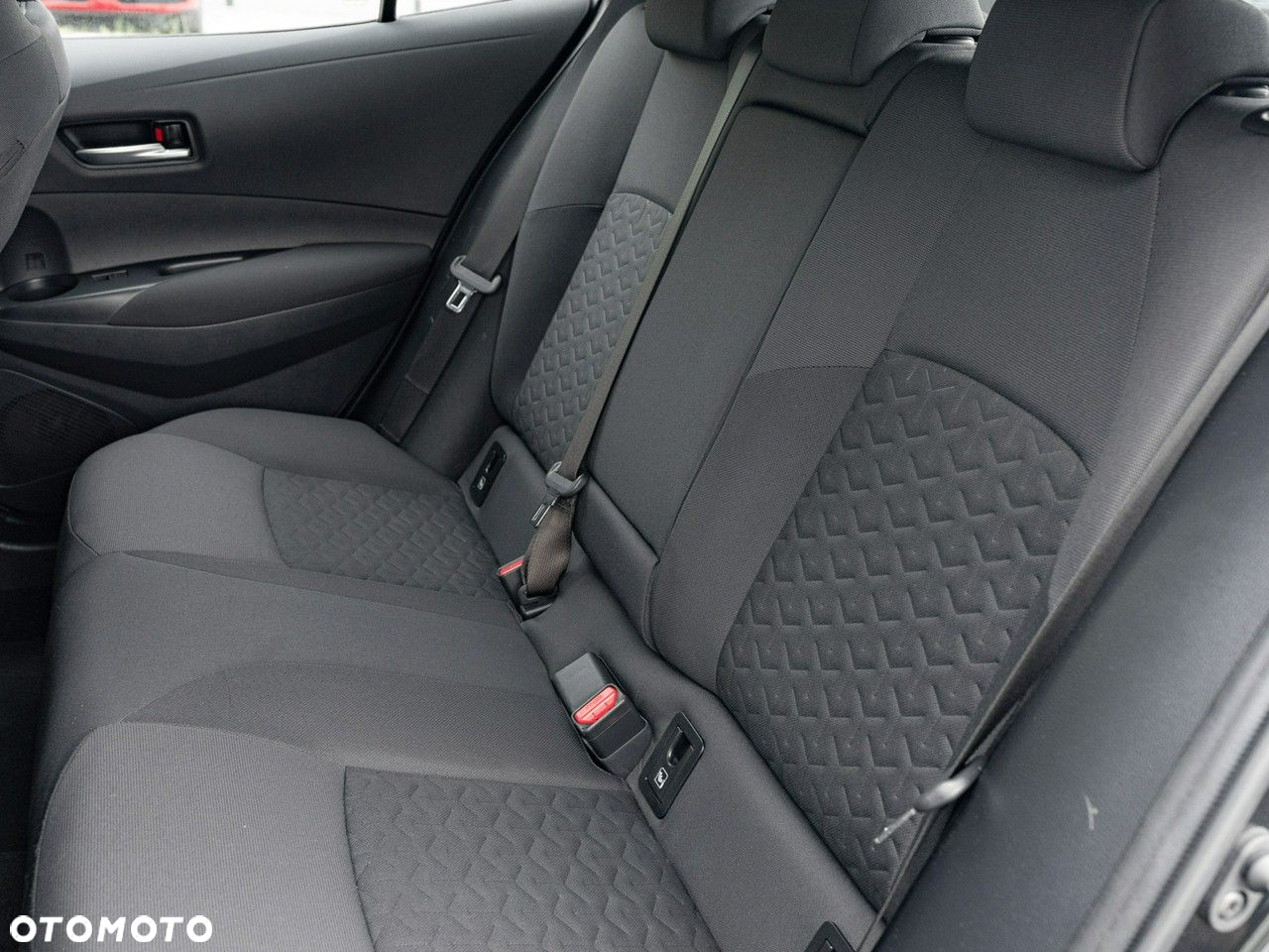 Toyota Corolla 1.2 T Comfort - 28