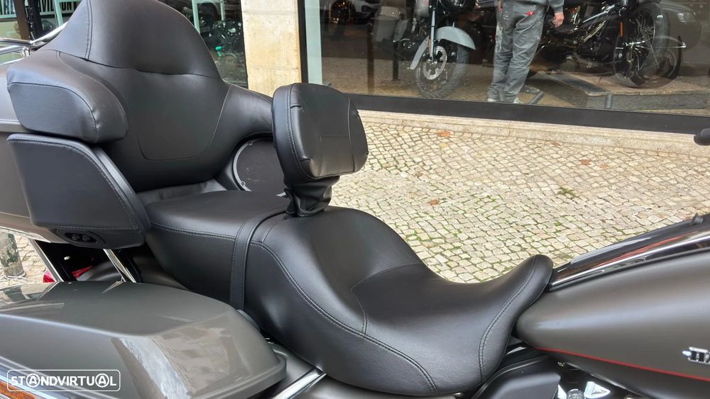 Harley-Davidson Ultra Limited - 10