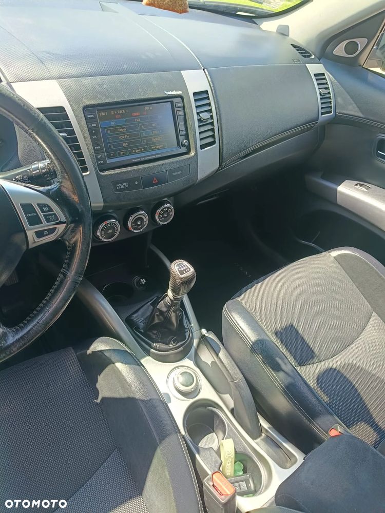 Mitsubishi Outlander 2.2 DID Instyle NAVI EU5 - 18
