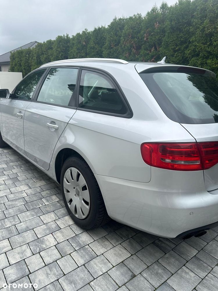 Audi A4 Avant 1.8 TFSI Attraction - 5