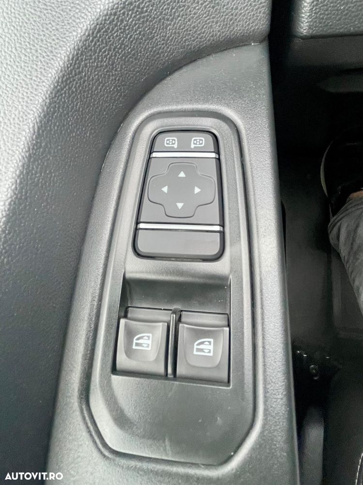 Renault Trafic 2.0 Blue dCi 150 EDC S&S L2 8+1 Zen - 13