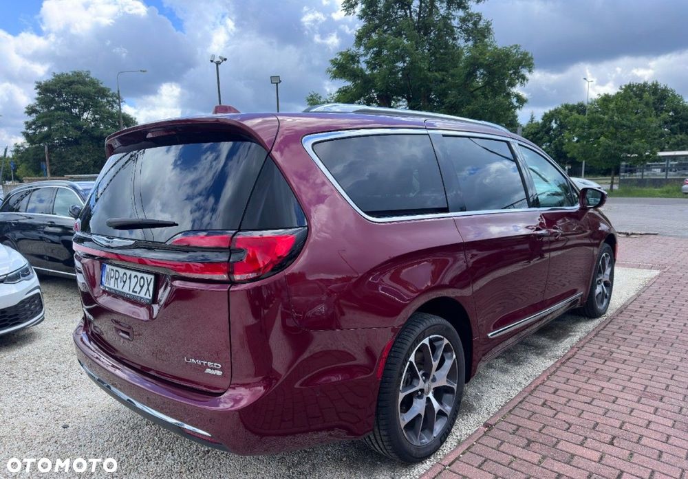 Chrysler Pacifica - 6