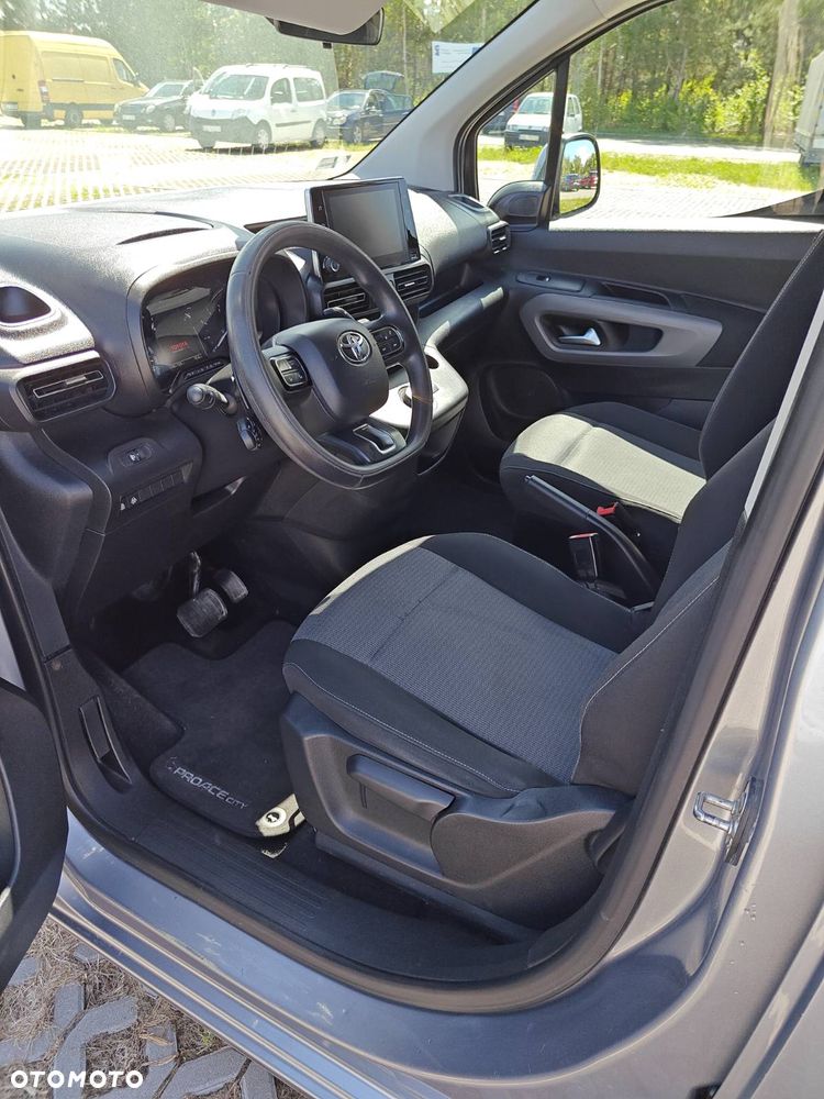 Toyota Proace City Verso Long 1.5 D-4D Business - 6